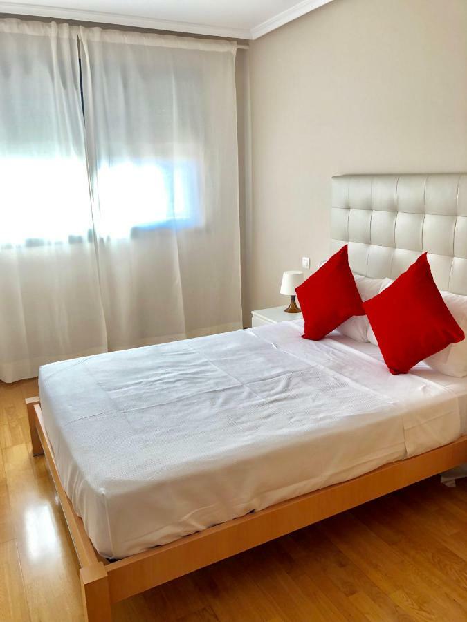 New Apartments Airport Ifema Madrid Extérieur photo